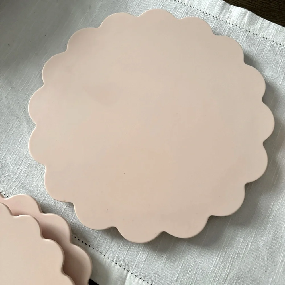 Sugar & Cloth Peach Scallop Melamine Serving Set, 3-Piece